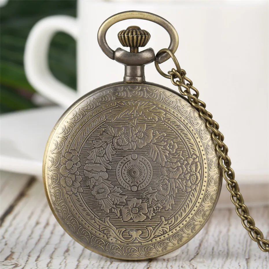 Bronze Retro Roman Numerals Display Quartz Pocket Watch Vintage Pendant Clock for Men Women Fob Sweater Chain / Hanging Chain