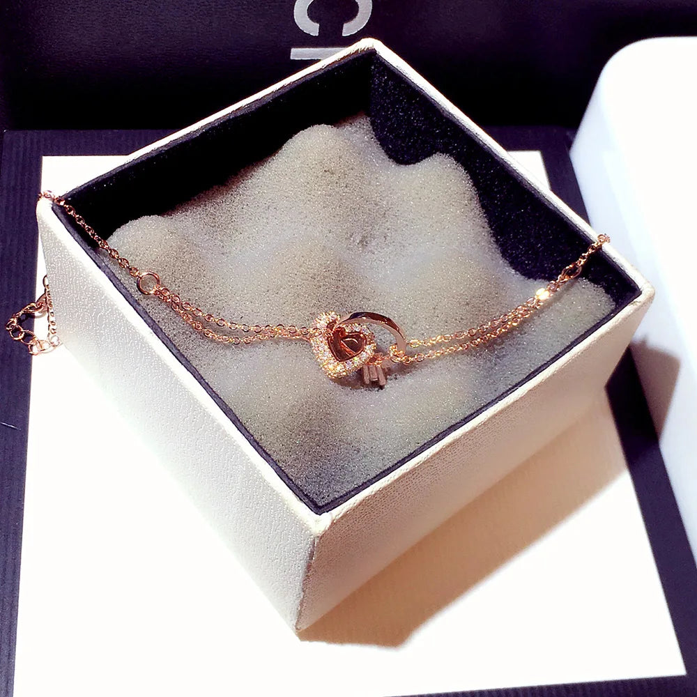 Korean Fashion Exquisite Luxury Lady Bracelets Buckle AAA Top Quality Bangles Shine Women Trend Charm Jewelry Romantic Pendant