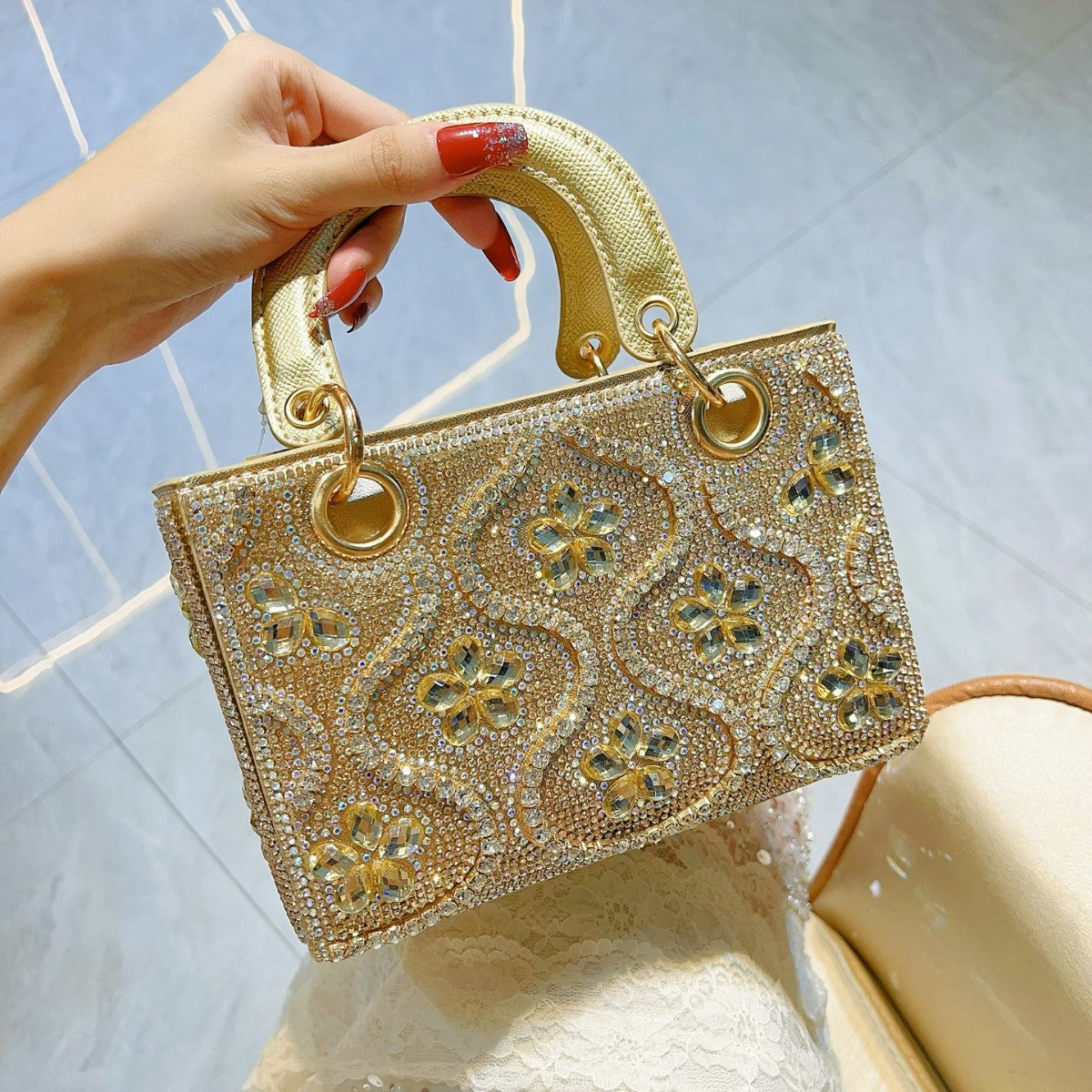 New Cross-border Light Luxury Celebrity Handbag Small Handbag Shoulder Crossbody Evening Bag High-quality Large-capacity Women's Bag