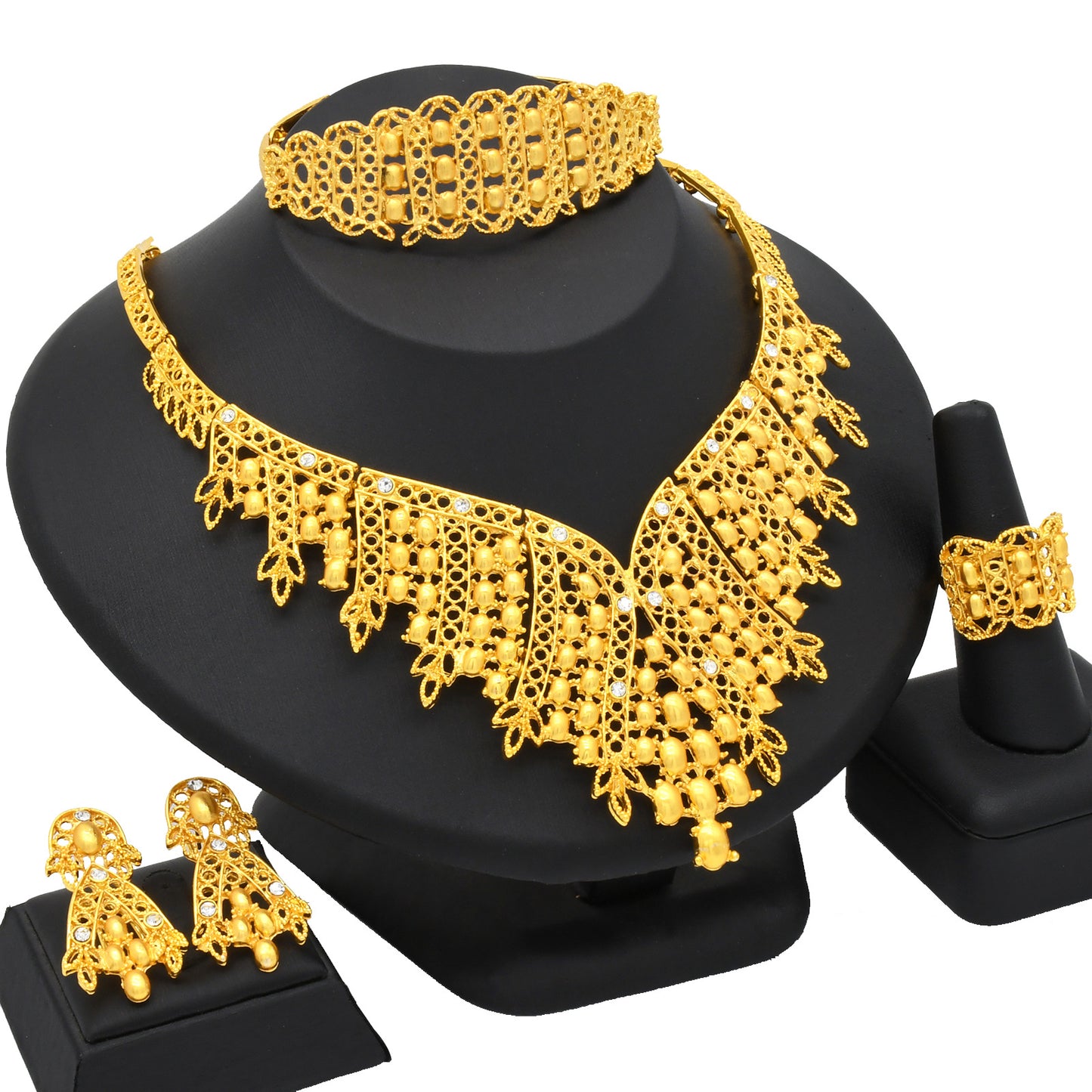 Cross-border hot selling four-piece Indian Dubai gold jewelry necklace bracelet ring earrings bridal wedding big jewelry