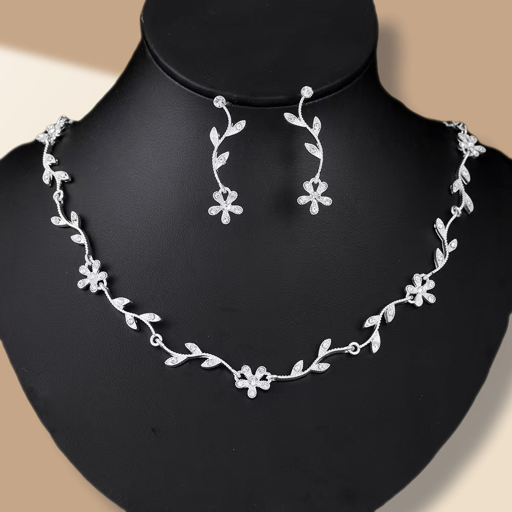 Cross-Border Necklace Earrings Bracelet Jewelry Set Plum Blossom Leaf Shape Bridal Dress Women's High-End Jewelry Set