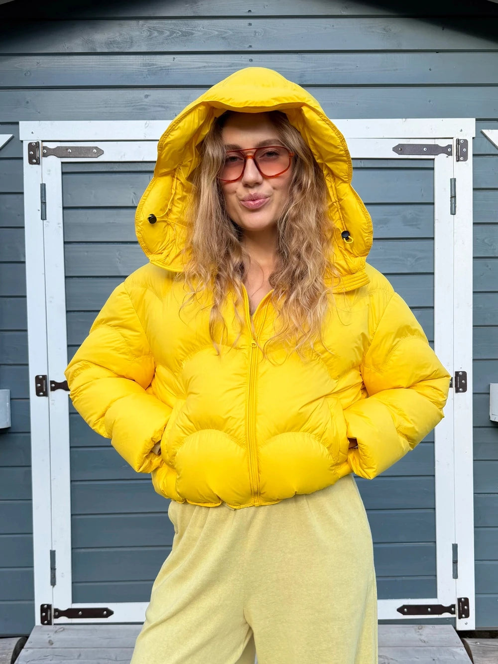 Women Long Sleeved Loose Wave Stitched Short Hooded Cotton Coat Zipper With Pocket Quilted Jacket 2026 Winter Casual Warm Coats