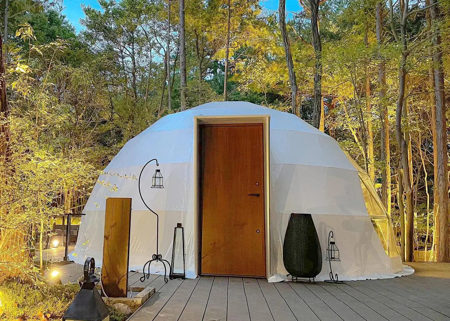 Geodesic Dome Tent 4 Season Waterproof Camping Tent Luxury Glamping Dome Tent PVC Bubble Windproof Garden Outdoor Shelter