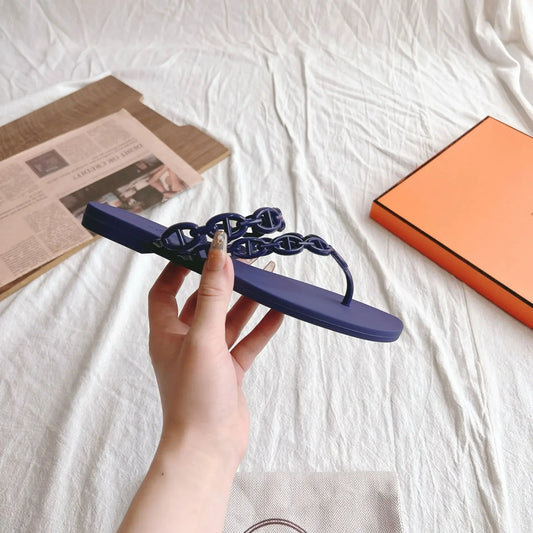 2026 Women's Summer Flip-flops Are Wearing Genuine Leather Flat Half Flip-flops with Soft Soles for The Seaside and Beach
