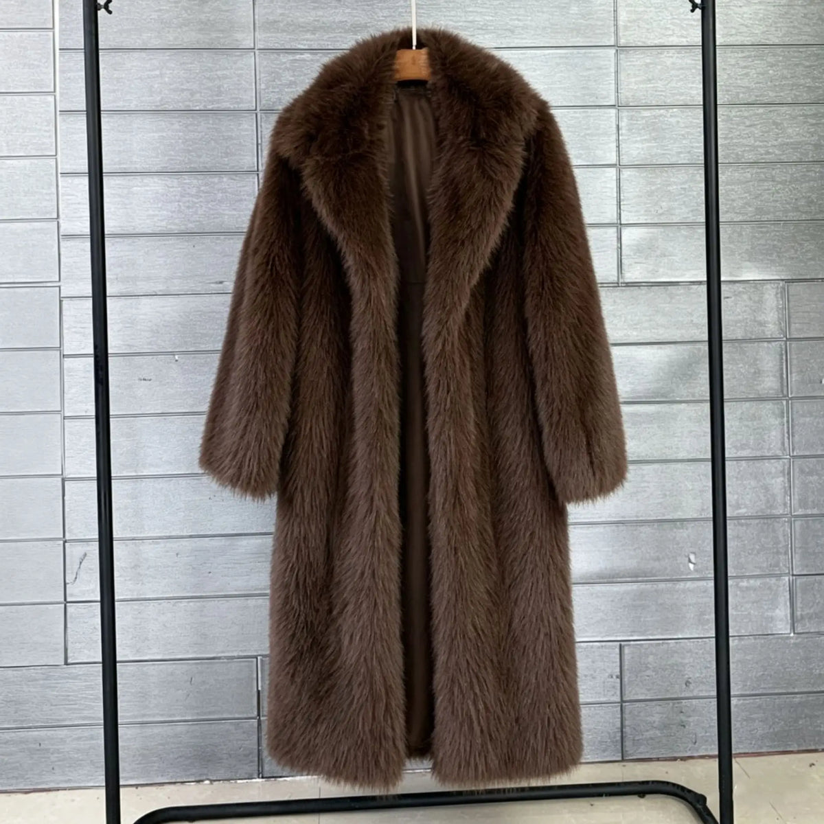 Women's Autumn Winter Long Maxi Faux Fur Coat Notched Lapel Collar Oversized Long Sleeve Pockets Thick Lady Warm Winter Overcoat