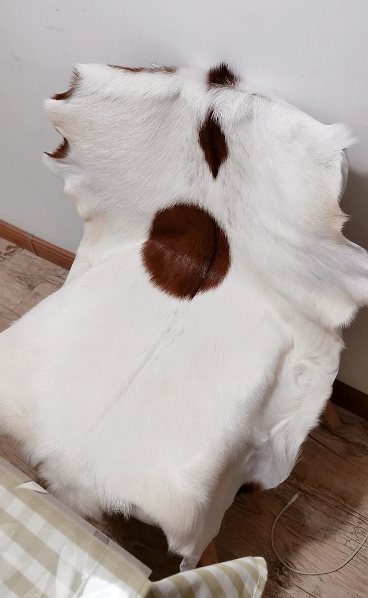 Natural Cow Flower Black and White Whole Goatskin Chair Cushion Vintage Primitive Antique Carpet Floating Window Camping Rugs