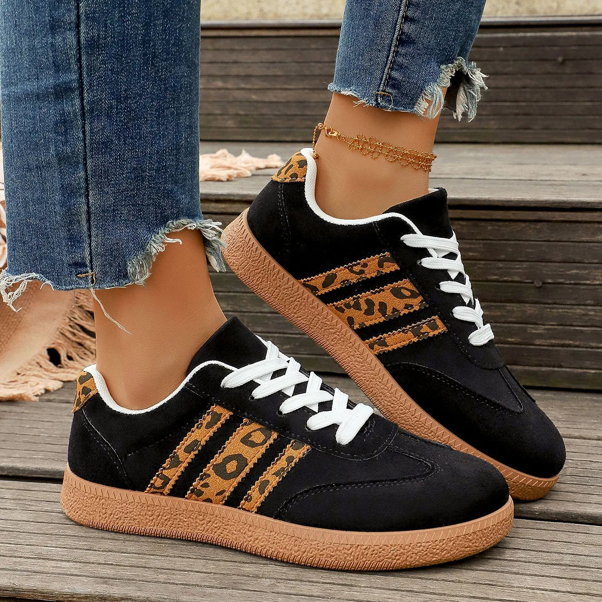 Women Sneakers Brand Classical Outdoor Casual Shoes Luxury Designer Leopard Print Comfort Large Size Flat Shoes Zapatos De Mujer