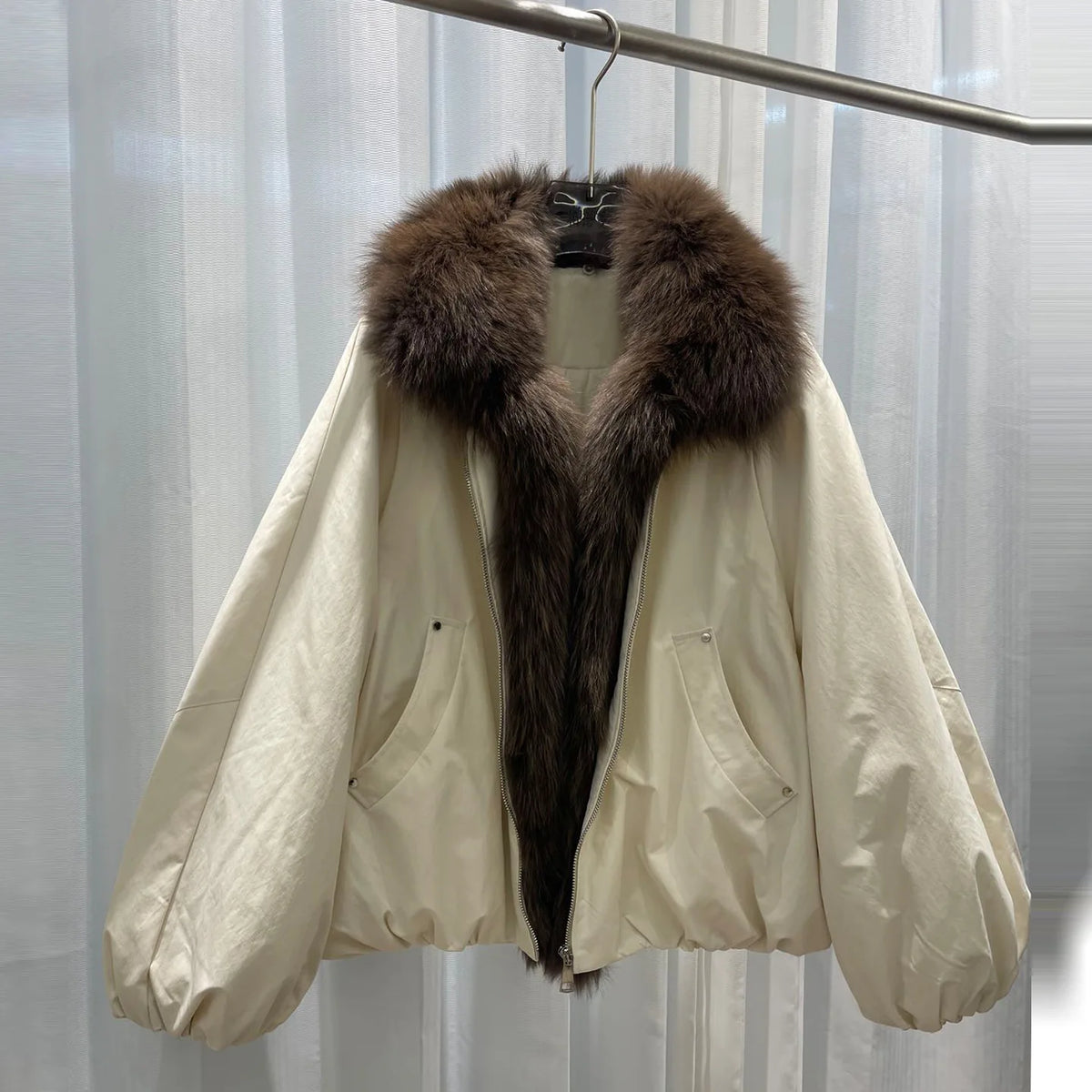 Women Winter Fox Fur Collar Short Puffer Jacket White Duck Down Thick Warm Loose Fit Parka Luxury Fashion Casual Outerwear Coat