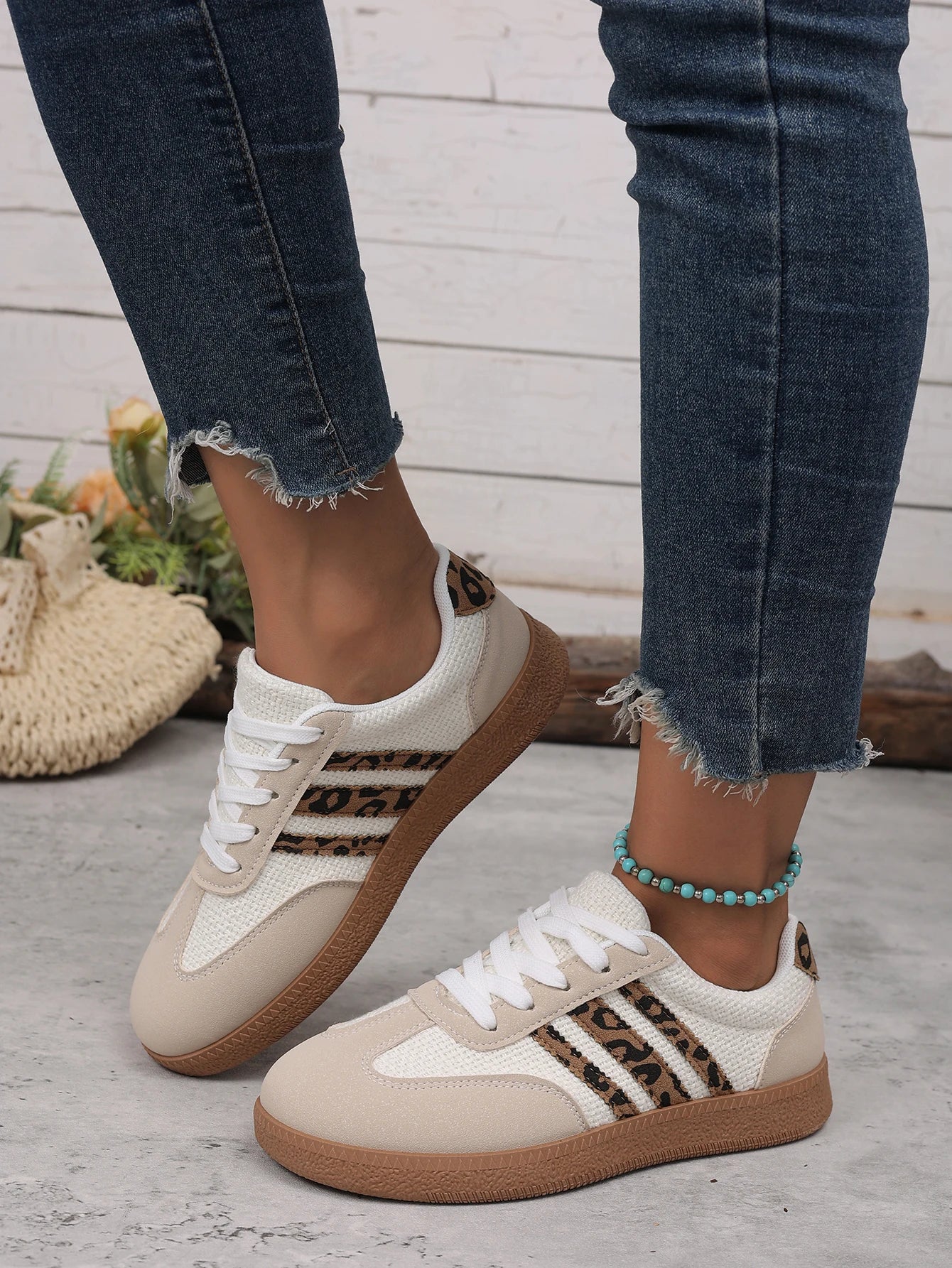 2026 Women Spring Sneakers Brand Classical Outdoor Casual Shoes Luxury Designer Leopard Print Comfort Flat Shoes