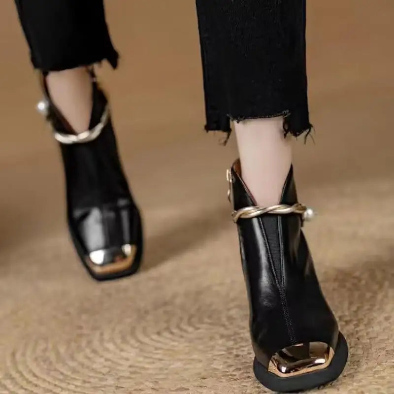 Designer Metal Decorat Thick High Heel Ankle Boots Wome Winter 2026 Warm Short Plush Black Short Boots Woman's Elegant Booties