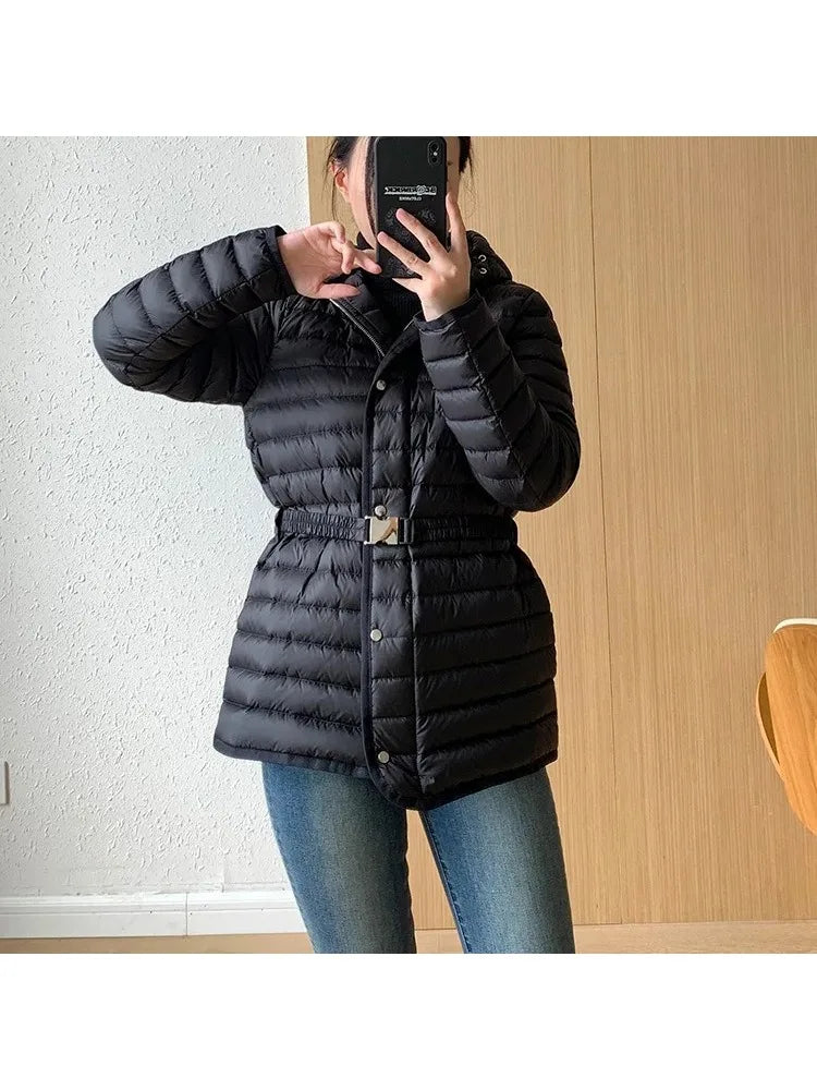 2025 Autumn Winter Luxury Lightweight Short Slim 90% White Duck Down Jacket Women Hooded Detachable Sash Warm Down Coat Fashion