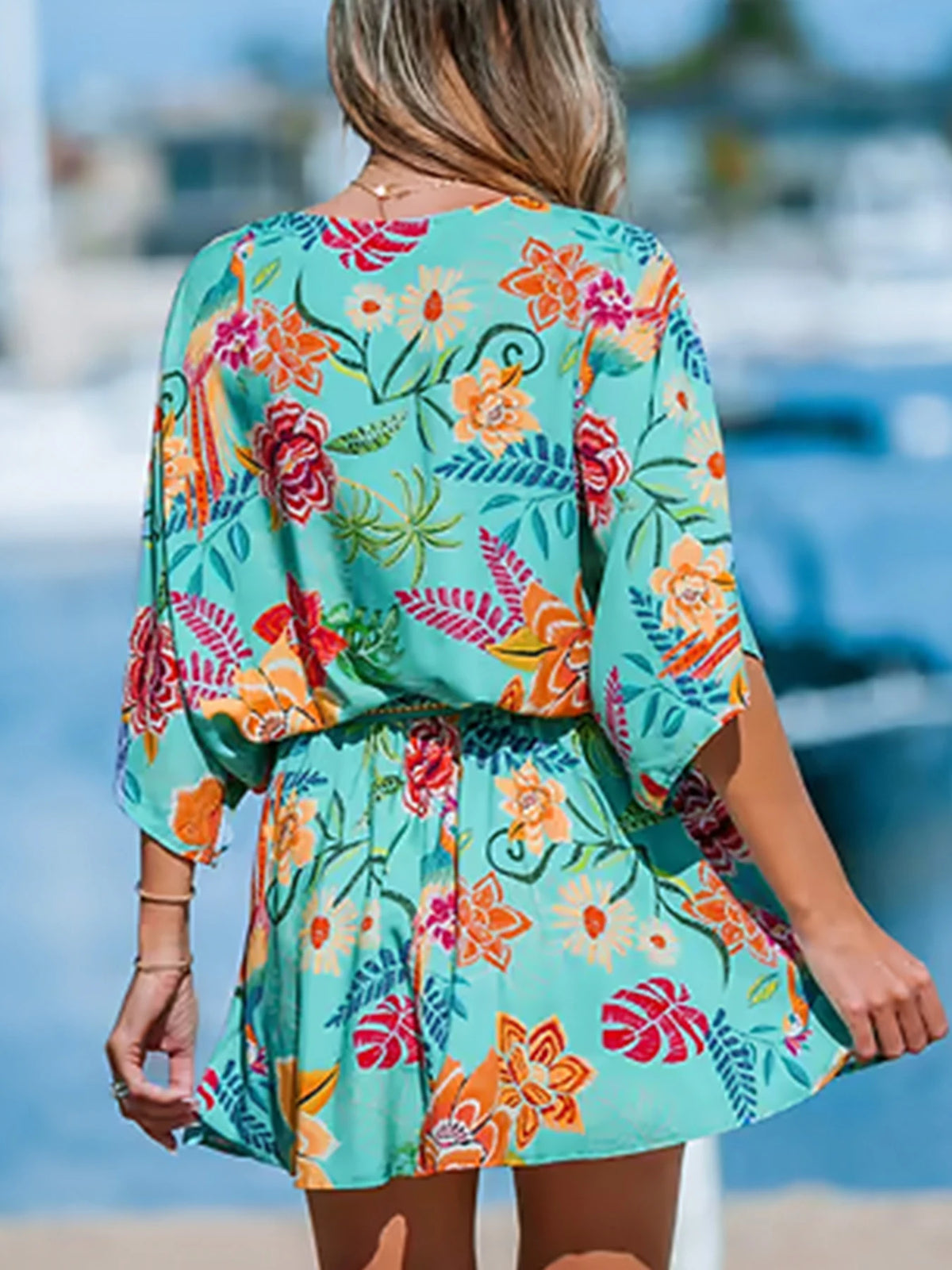 Plus Size Women's Casual Tropical Print Short Jumpsuit Batwing Sleeve V-Neck Loose Fit Beach Outing Summer Romper