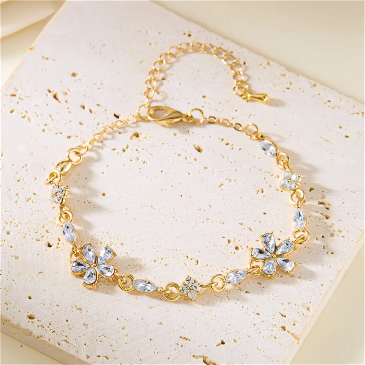 Elegant Crystal Flowers Bracelets For Women Girls Y2K Sweet Sparkling Zircon Floral Plant Chain Bracelet Luxury Wedding Jewelry