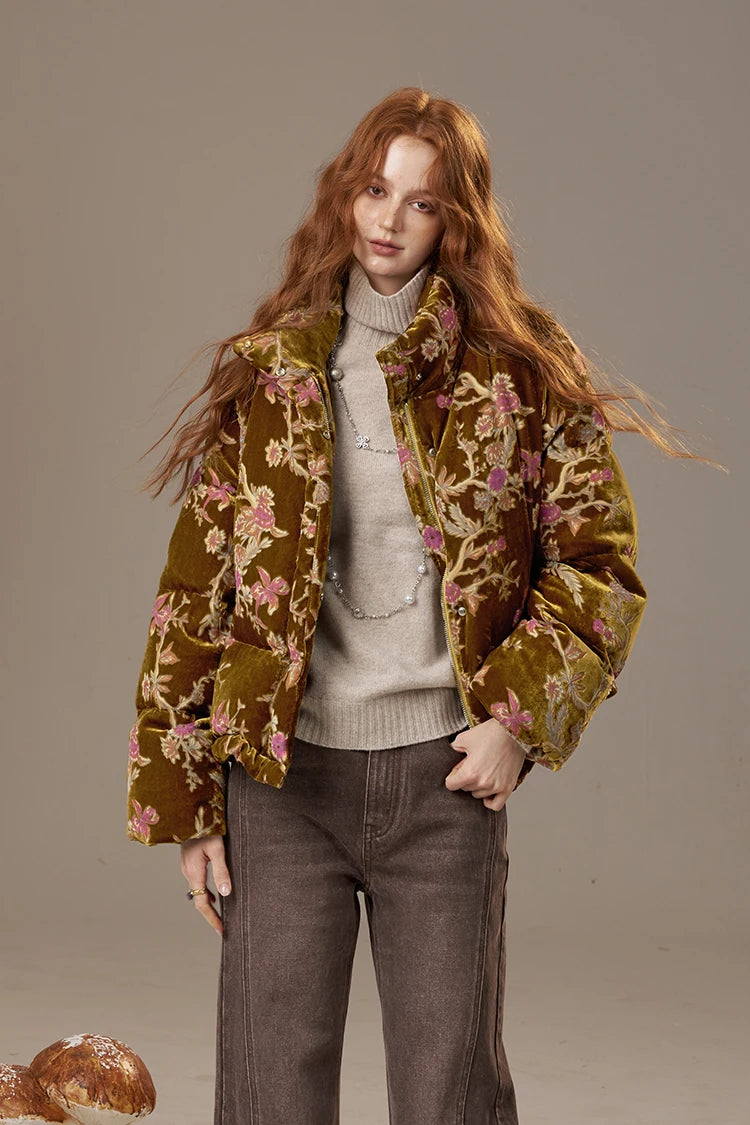 ELFSACK 2025 Women's Winter Down Jacket, Retro Floral Embroidery Stand Collar Puffer Coat, Romantic Thick Warm Padded Top