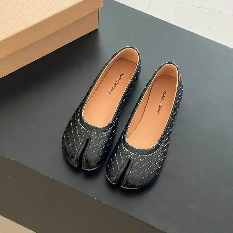 French Retro Split Toe Ballet Flats Women Red Woven Detail Tabi Slip On Shoe Woman Faux Leather Moccasin Daily Work Office Flats