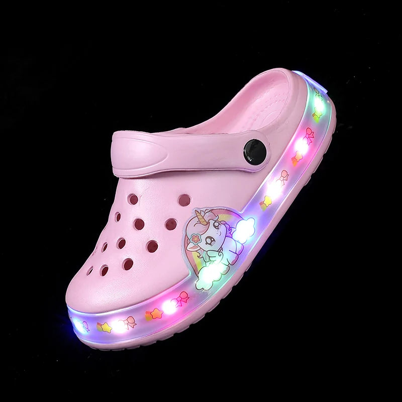 Light Sandals for Girls Pink Cartoon Printing Summer Beach Kids Shoes Outdoor Non-slip Classic Design Children's Casual Clogs