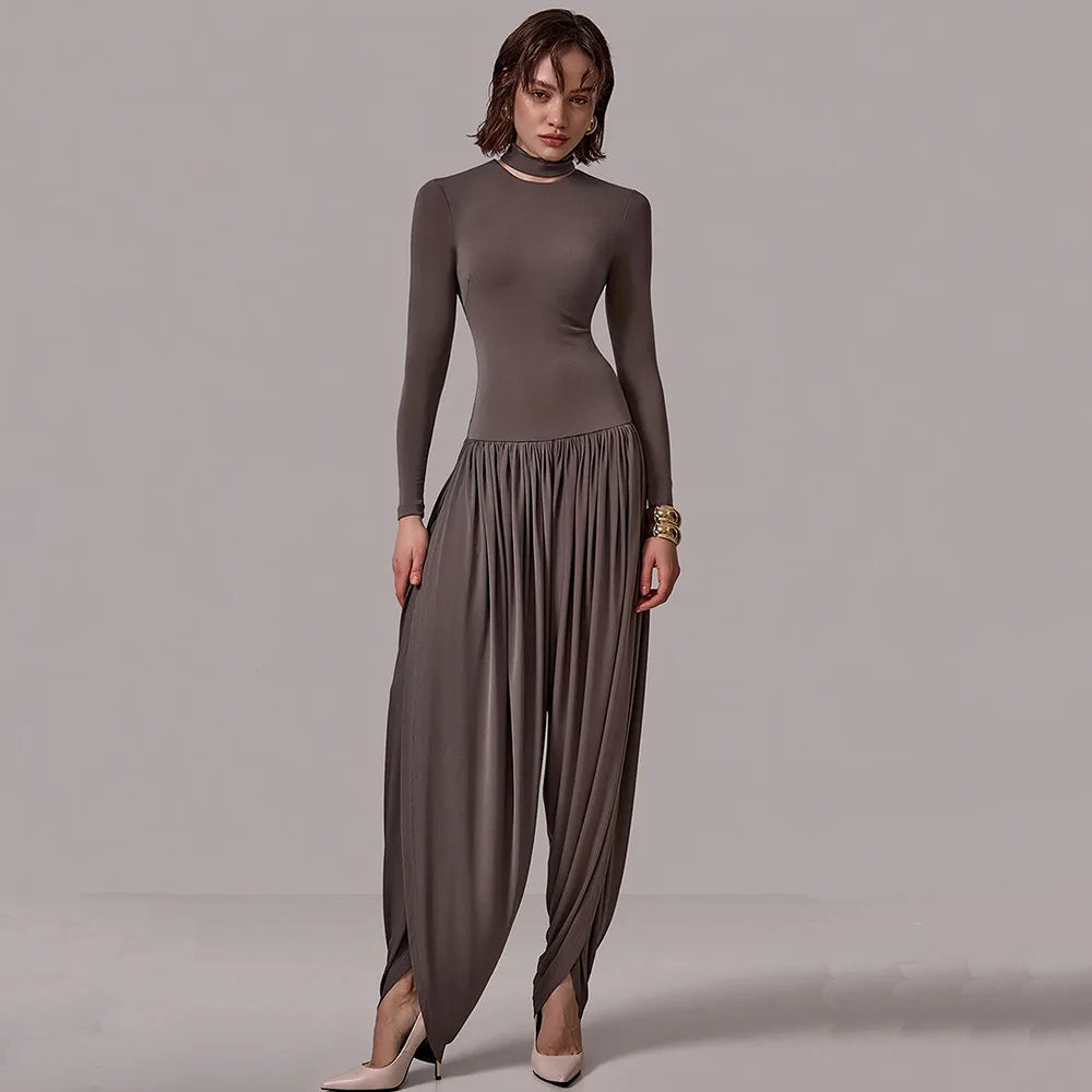TWOTWINSTYLE Sexy Hot Girl Solid Color Jumpsuits for Women Round Neck Long Sleeve Backless Side Split Streetwear Jumpsuit Female