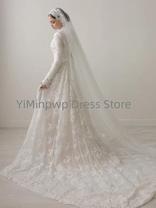 Modest Lace Wedding Dresses with High Collar Long Sleeve A-Line Sweep Train Bride Dress Bridal Gown vestidos de novia Customized