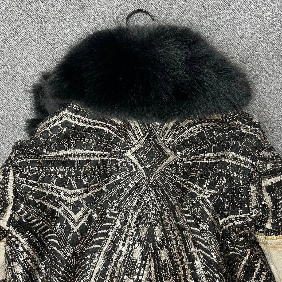 2025 Autumn Winter New Faux Fox Fur Coat Fashionable Stylish Korean Version Heavy Sequins Trendy Women's Jacket Furry Coat