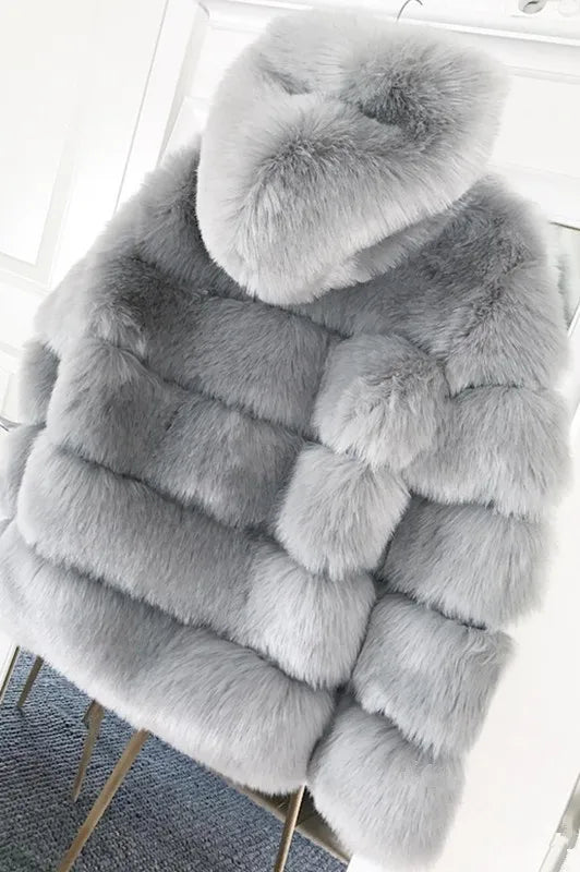 Fashion Winter Women Imitation Fox Fur Jacket Hooded Loose Long Sleeves Female Eco Fur Coat Patchwork Plush Thick Lady Fur Coat