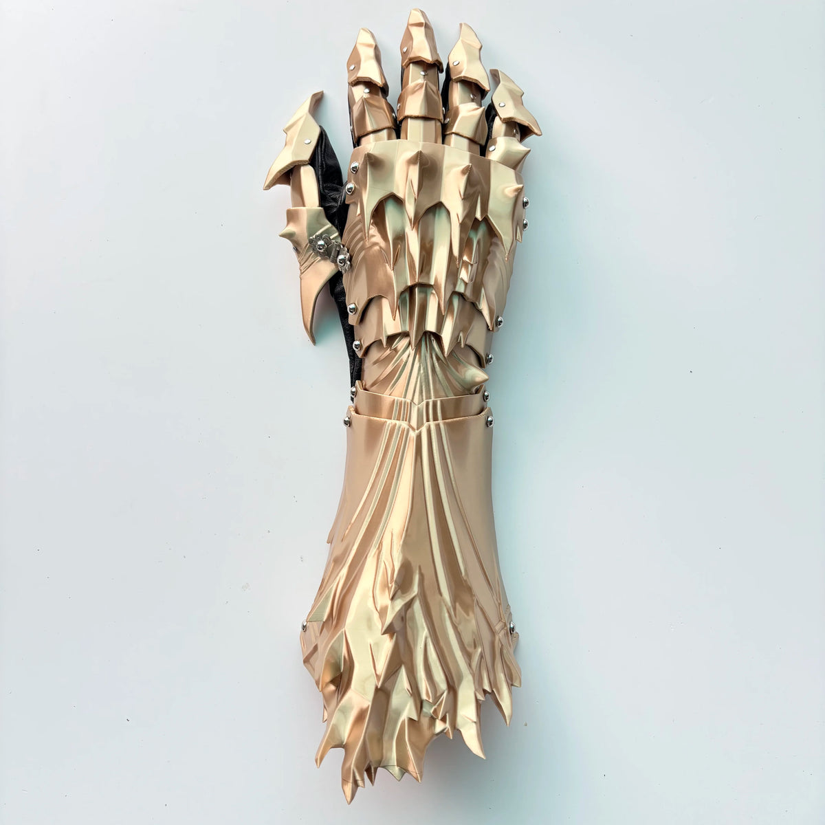 Gloves3D printed Silk PLA Material,A Pair Of Cosplay Prop Gloves Can Be Customized Dragon-Shaped Gloves Props Boys Gifte