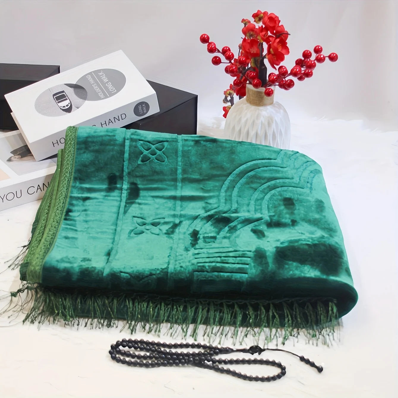VIKAMA Women's Prayer Decor Islamic Style Carpet - Suitable for Muslim Prayer Mats, Living Room, Bedroom. Can Be Carried Around.