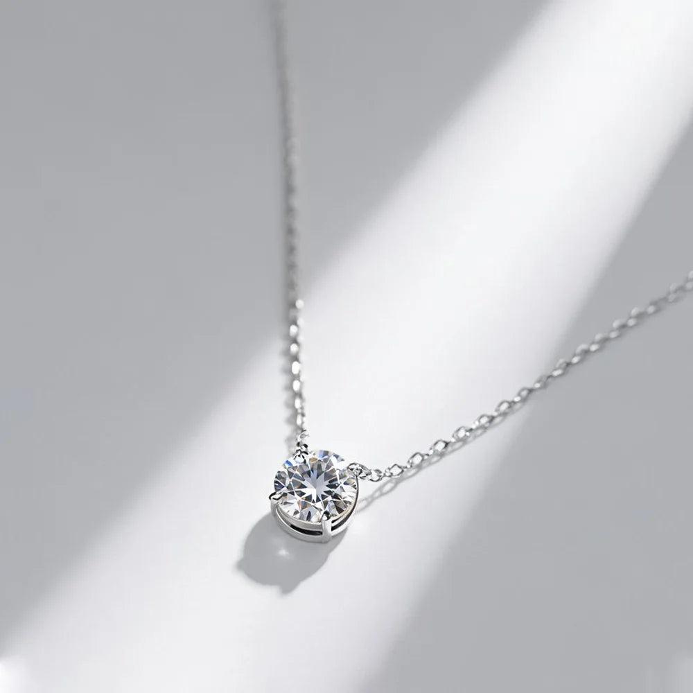 D VVS1 Moissanite 925 Sterling Silver Necklace Pendan Classics for Women Exquisite Wedding Jewelry Accessories Fashion Gifts