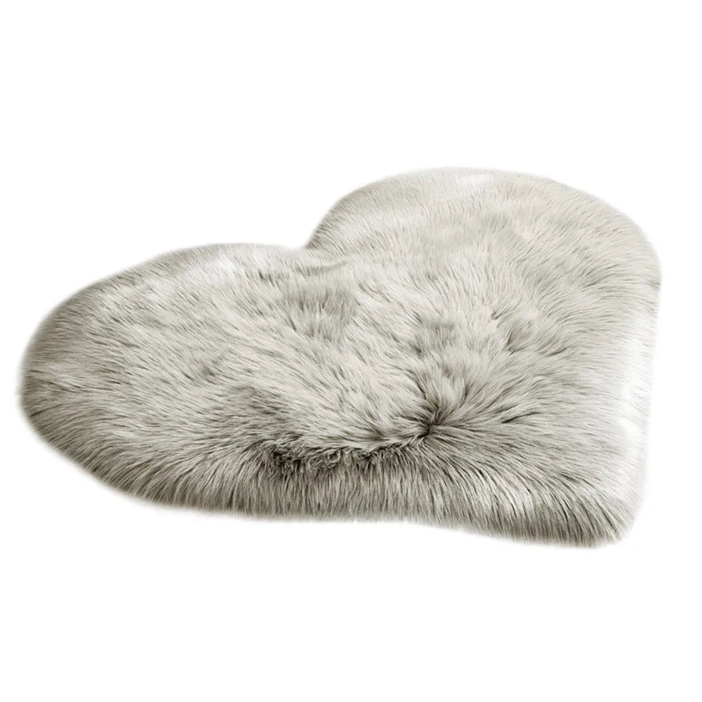 Heart Shaped Faux Fur Rug Bedroom Fluffy Shaggy Area Rugs Sheepskin Fuzzy Rug Carpets Throw Shag Rug Sofa Decor Floor Mat Plush
