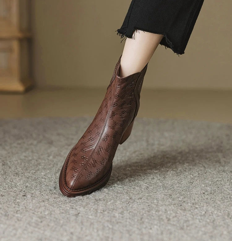 Leather Fleece-Lined Women's Ankle Boots Elegant Luxury Y2k Heeled Female Short Shoes New in Autumn Winter Pointed Toe Booties