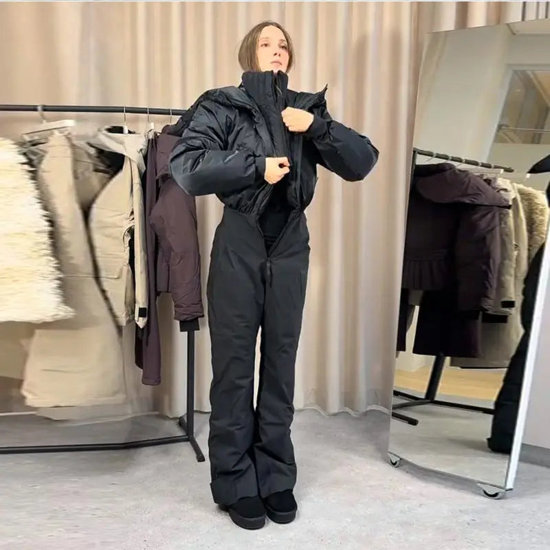 Fashion Pink Faux Fur Patchwork Hood Ski Jumpsuit Women Stand Collar Zipper Slim Pocket One Piece Suit 2026 Winter Lady Skiwears