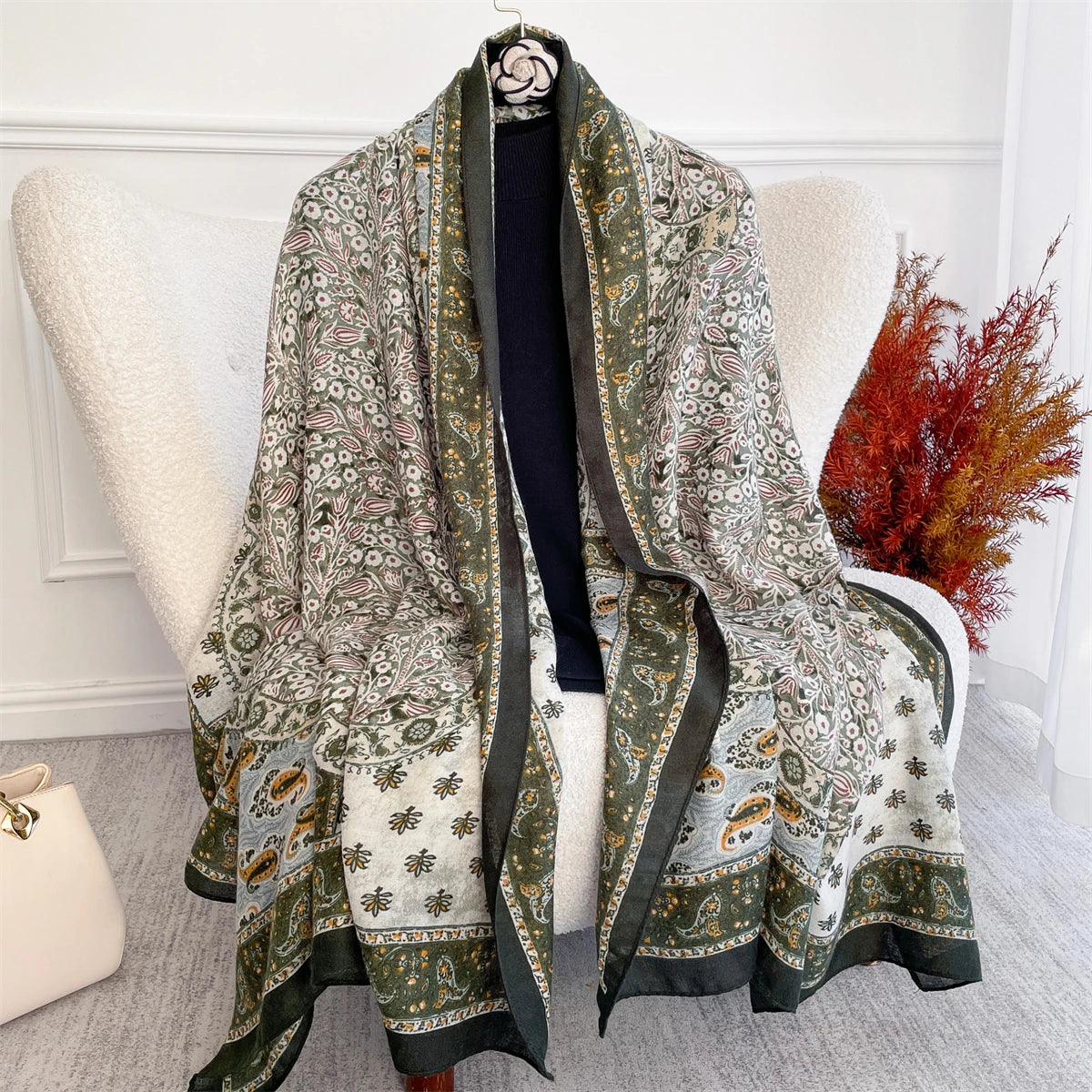 Autumn and Winter Travel Warm Cashmere Shawl Scarf Fashion Women Paisley Print Pashmina Blanket Wraps Female Cute Poncho Bufanda