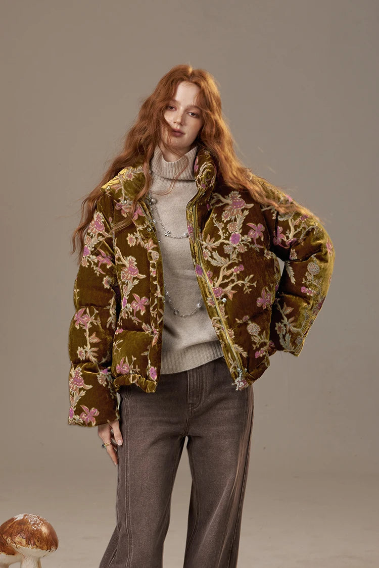 ELFSACK 2025 Women's Winter Down Jacket, Retro Floral Embroidery Stand Collar Puffer Coat, Romantic Thick Warm Padded Top
