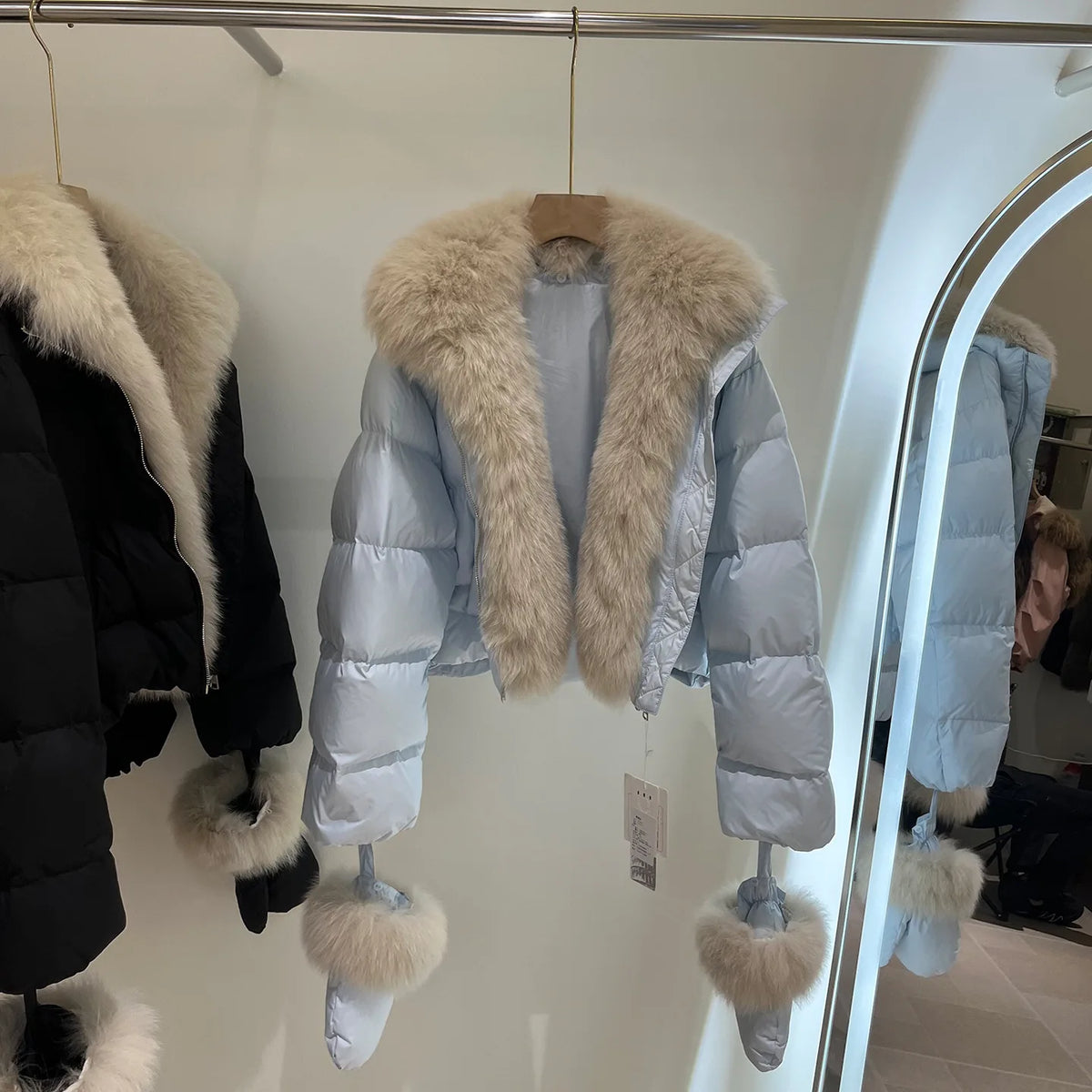2026 Premium Women Winter Down Jacket White Goose Down Genuine Fox Fur Collar Thick Warm Luxury Coat with Matching Glove