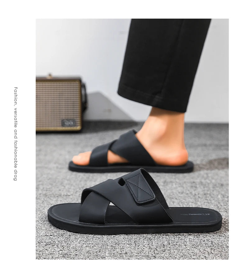 Men's slippers 2026 new summer leisure Korean fashion sports sandals light and comfortable flat bottom plus size sandals 46