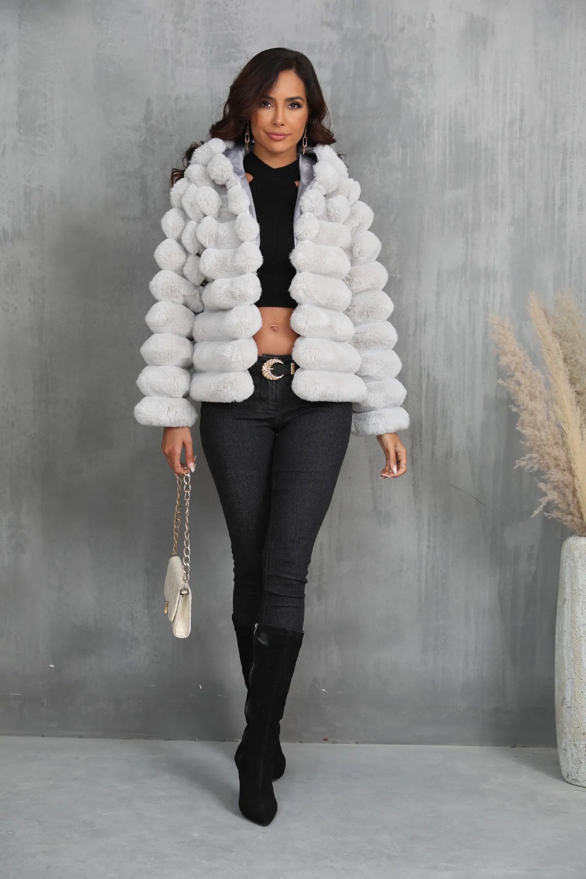 2026 Winter Hooded Plus Size Faux Fur Cropped Coat Women Furry Long Sleeve Plush Jacket Lady Large Fake Fur Warm Fluffy Cardigan