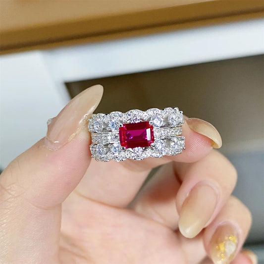 High-end women's 18K white gold and platinum PT950 lace ring women's ruby red corundum emerald cut diamond ring
