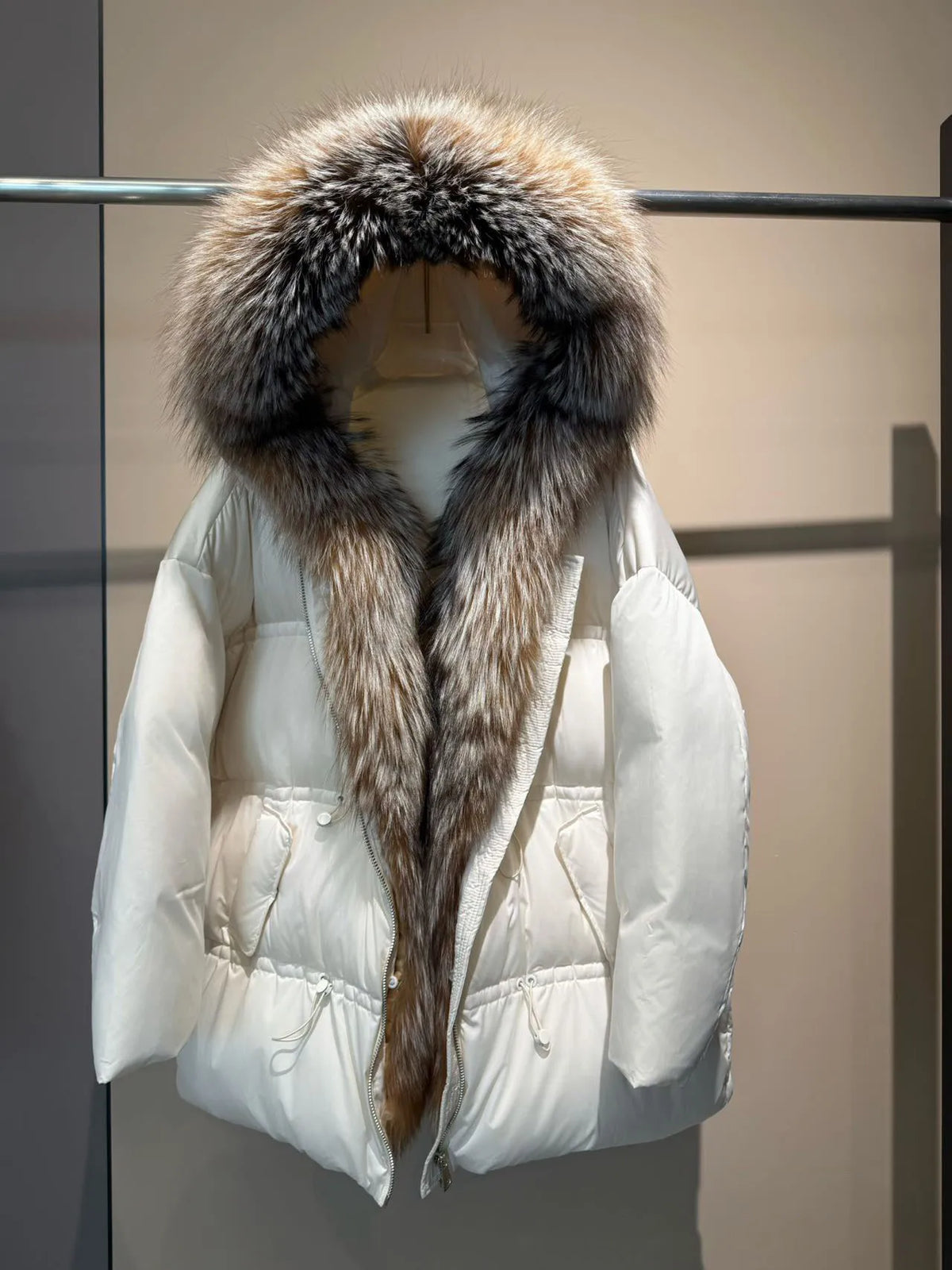 Winter New Arrival Women's Long down Jacket withLargeFox Fur Collar Fashionable Waist-Cinching Drawstring Loose Goose down Coat