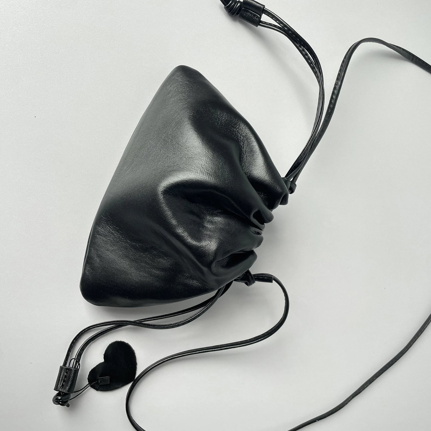 Sheepskin Drawstring Cloud Bag 2025 Summer New Design Soft Genuine Leather Handbag Shoulder Bag Fashionable Women Crossbody Bag