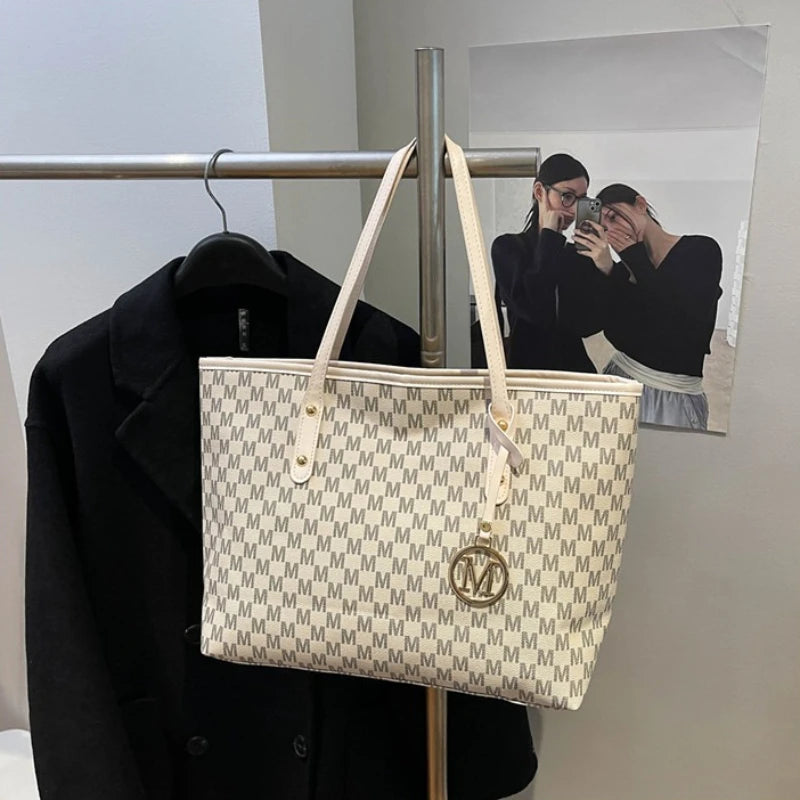 Large Capacity Commuting Tote Bags Fashionable Printed Pu Leather Handbag for Women College Students Class Handbags Shoulder Bag