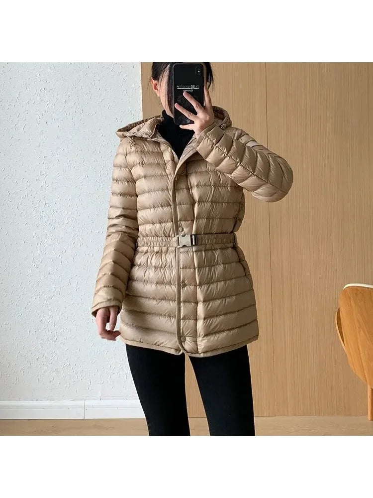2025 Autumn Winter Luxury Lightweight Short Slim 90% White Duck Down Jacket Women Hooded Detachable Sash Warm Down Coat Fashion