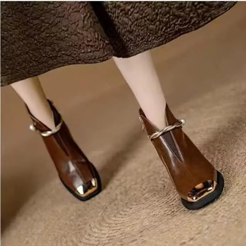 Designer Metal Decorat Thick High Heel Ankle Boots Wome Winter 2026 Warm Short Plush Black Short Boots Woman's Elegant Booties