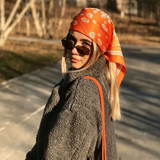 Versatile Women Professional Neck Scarf 70cm Black Paisley Printed Hip Hop Bandana Square Scarf Headwear Hairwrap