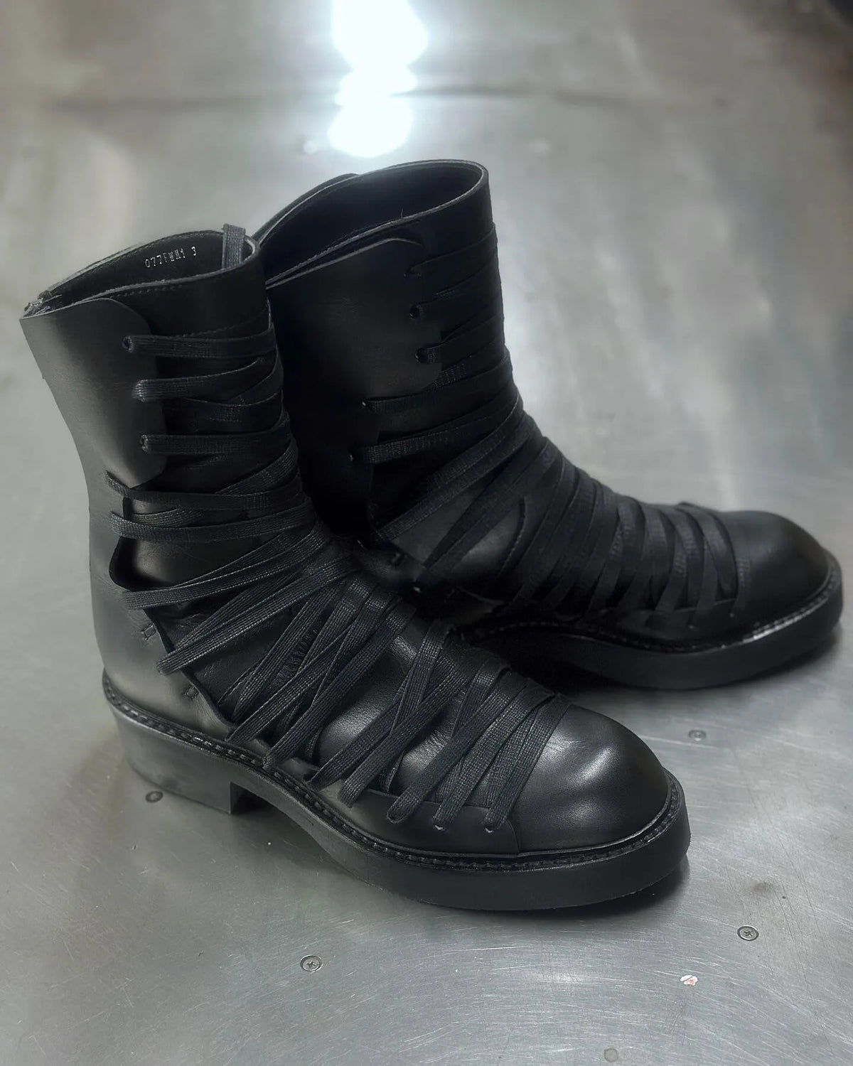 Side Cross Tied Black Walking Boots Fashion Men's Mid-calf Knight Boots Flat Round Toe Solid Back Zipper Western Chelsae Boots