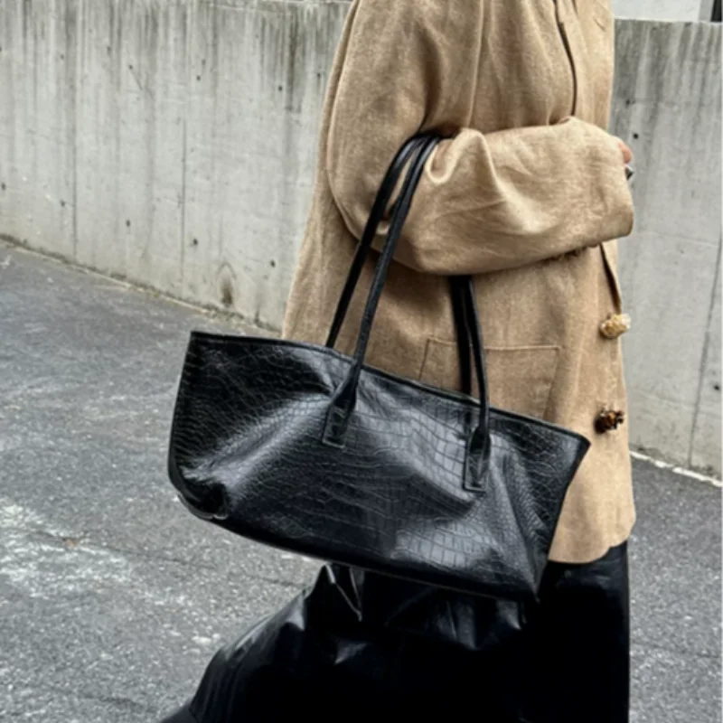 Luxury Vintage Crocodile-embossed Tote,women's Large-capacity Shoulder Handheld Bag,stylish Minimalist Casual Commuter Tote Bags
