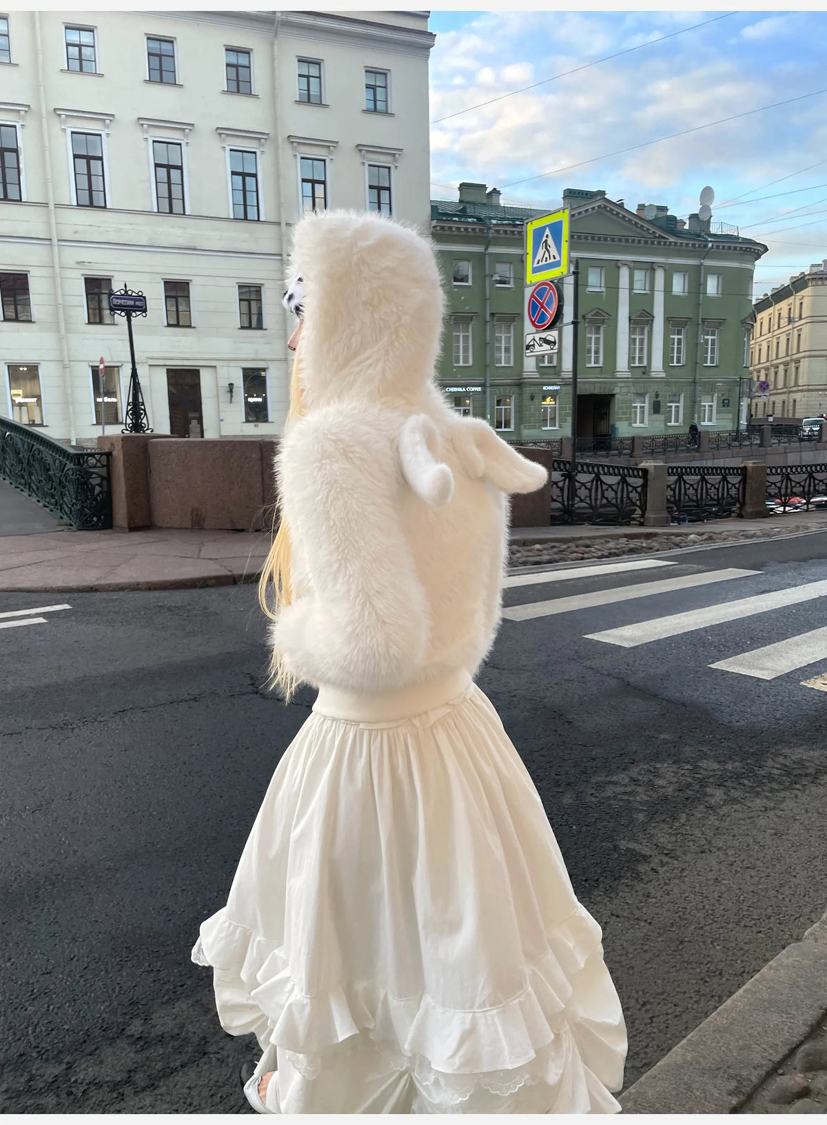 Lautaro Autumn Winter Thick Warm Sweet Cute White Short Faux Fur Coat Hoodie Women with Fairy Angel Zipper Fitted Fluffy Jacket
