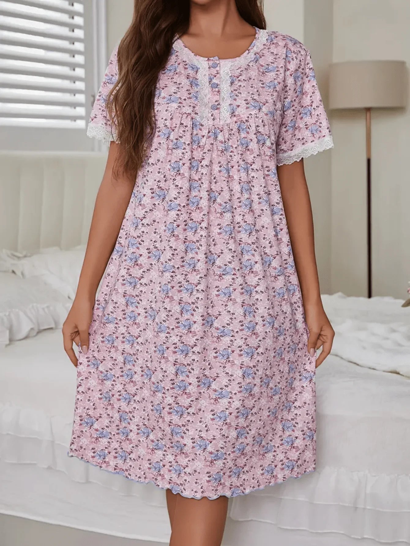 Romantic Sleepwear - Women's Elegant French Pink Floral Sleepwear - Short-sleeved Sleepwear with Romantic Lace Trim and Ruffled