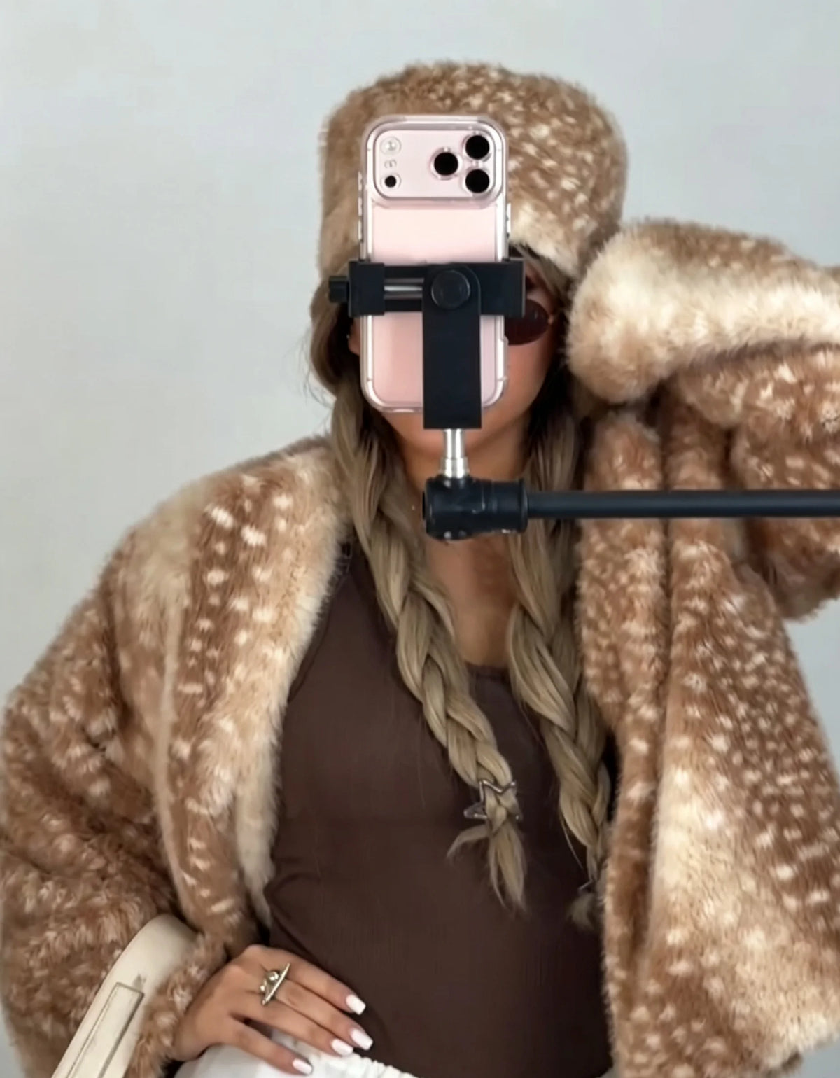 Retro Cute Deer Spot Faux Fur Coat Women Soft Furry Texture Vintage Oversized Jacket 2026 New Warm Elegant Women Street Outwear