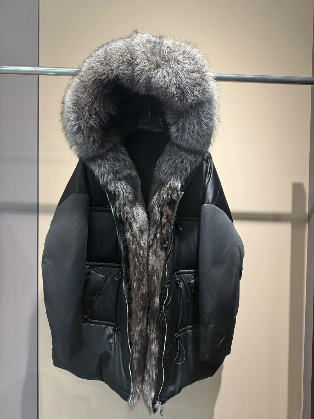 Winter New Arrival Women's Long down Jacket withLargeFox Fur Collar Fashionable Waist-Cinching Drawstring Loose Goose down Coat