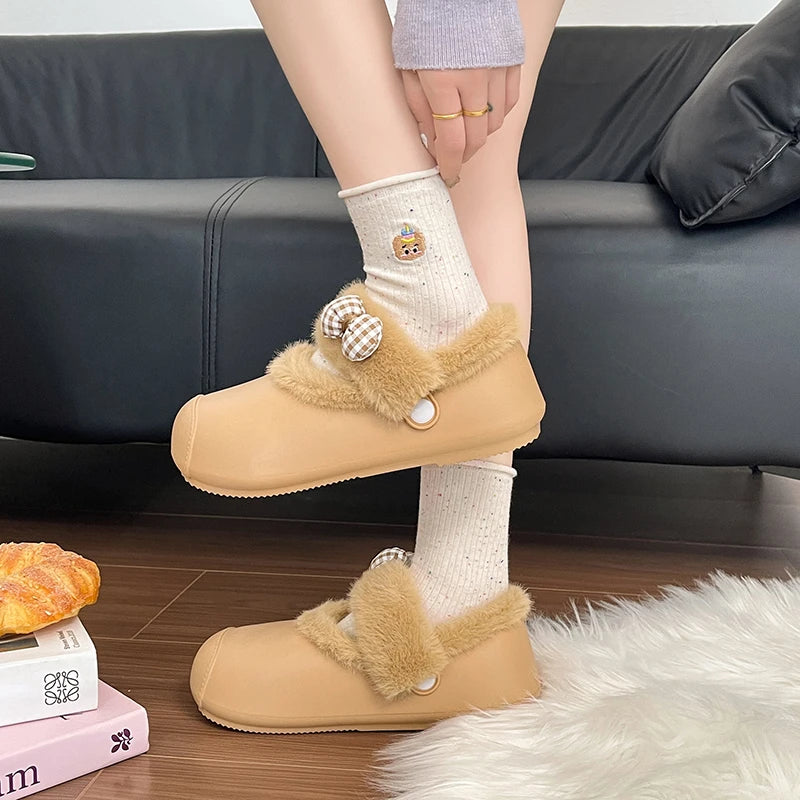 Lady Wearing Winter Casual Anti-slip Creative Cotton Shoes