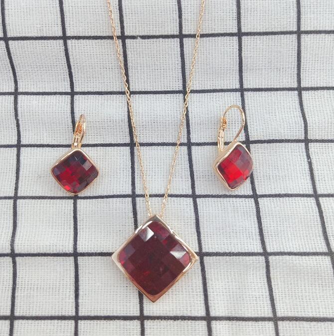Classic Temperament Square Crystal Necklace Earrings suit European and American Retro Fashion Jewelry Cross-border E-commerce Supply